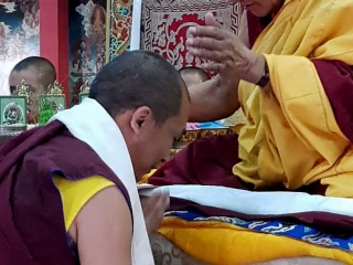 Tenzhug (long-life ceremony) offering to His Eminence Khochhen Rinpoche