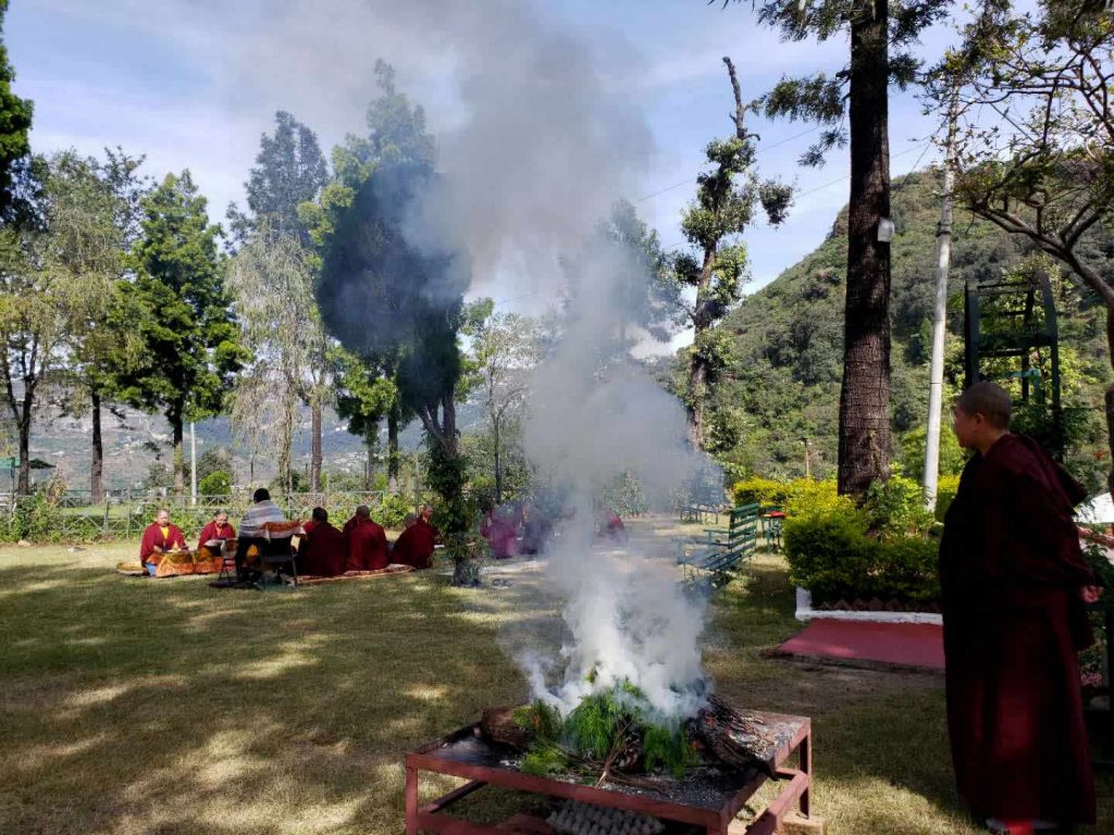 Three Senior Nuns of Samten Tse Complete the Three-Year Retreat