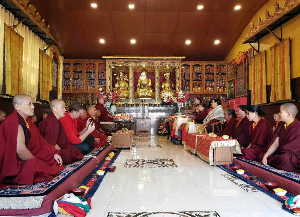 Three Senior Nuns of Samten Tse Complete the Three-Year Retreat