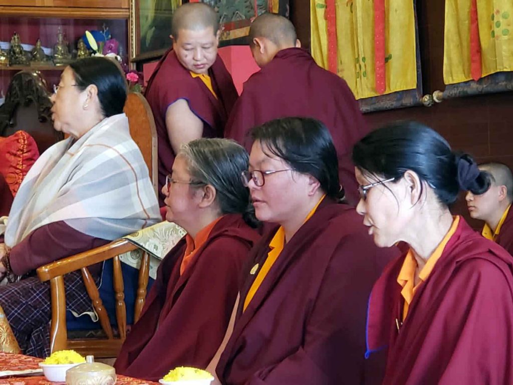 Three Senior Nuns of Samten Tse Complete the Three-Year Retreat