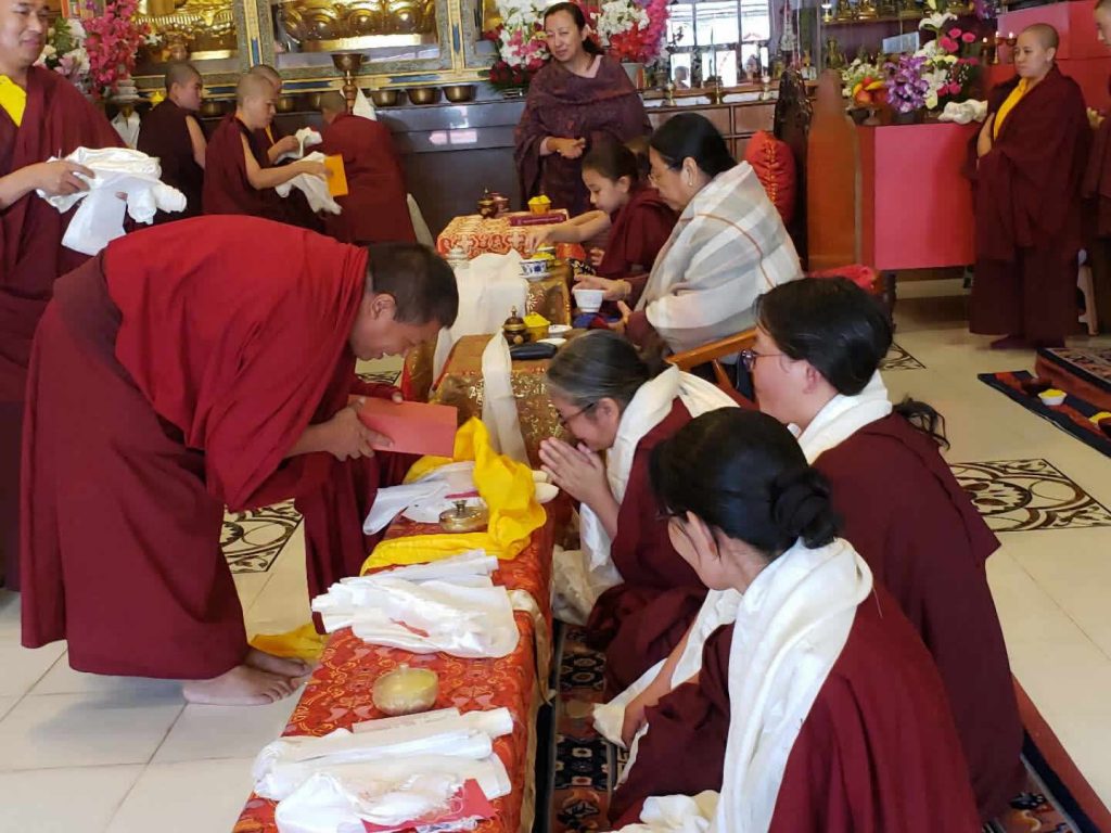 Three Senior Nuns of Samten Tse Complete the Three-Year Retreat
