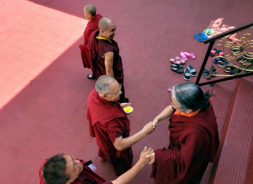 Three Senior Nuns of Samten Tse Complete the Three-Year Retreat