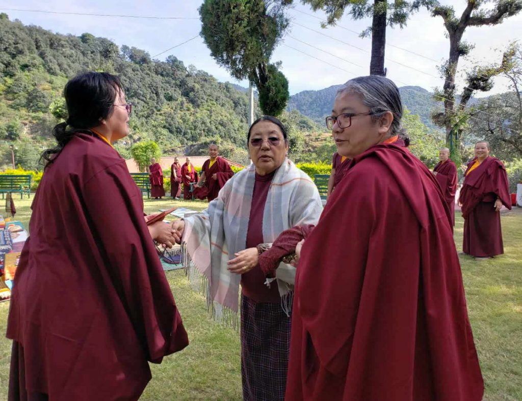 Three Senior Nuns of Samten Tse Complete the Three-Year Retreat